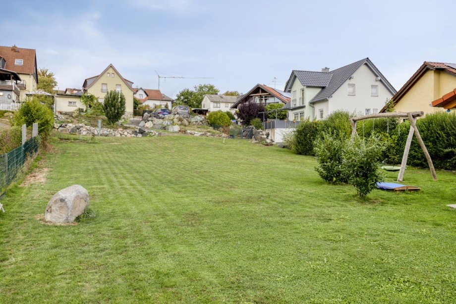 Drohnenansicht Einfamilienhaus Langg�ns / Oberkleen