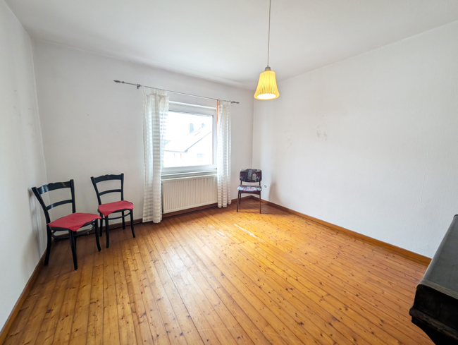 OG Zimmer Einfamilienhaus Gie�en / Allendorf