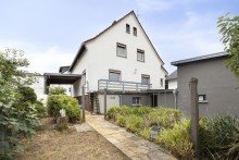Hausr�ckseite Raum f�r Tr�ume - provisionsfrei