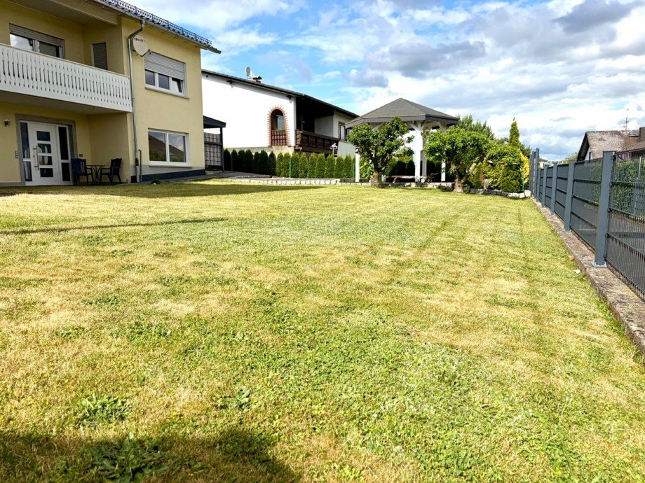 Garten 2 Maisonettewohnung H�ttenberg / Volpertshausen