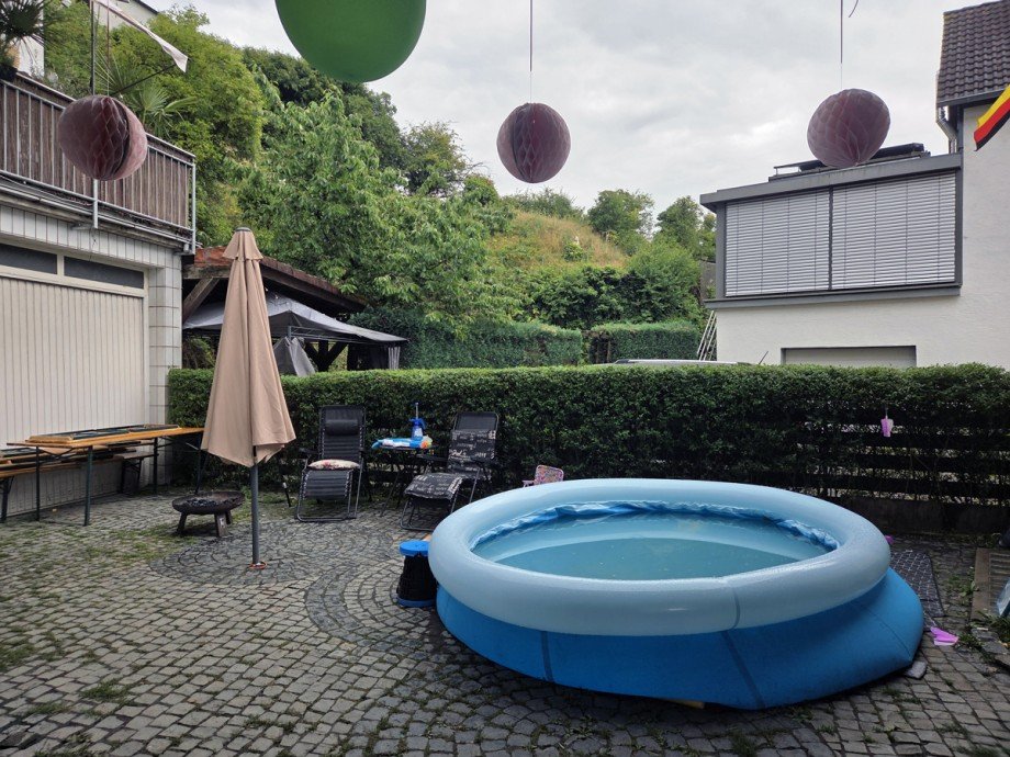 Hof Haus A�lar