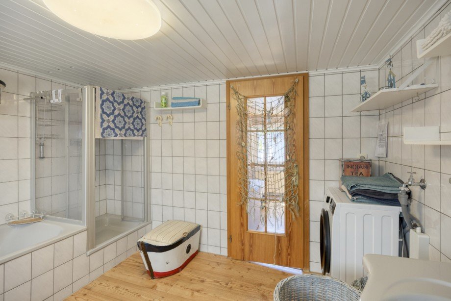 Badezimmer Obergeschoss Ansicht 2 Einfamilienhaus Wetzlar