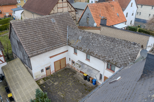 Hof und Nebengeb�ude Einfamilienhaus Solms