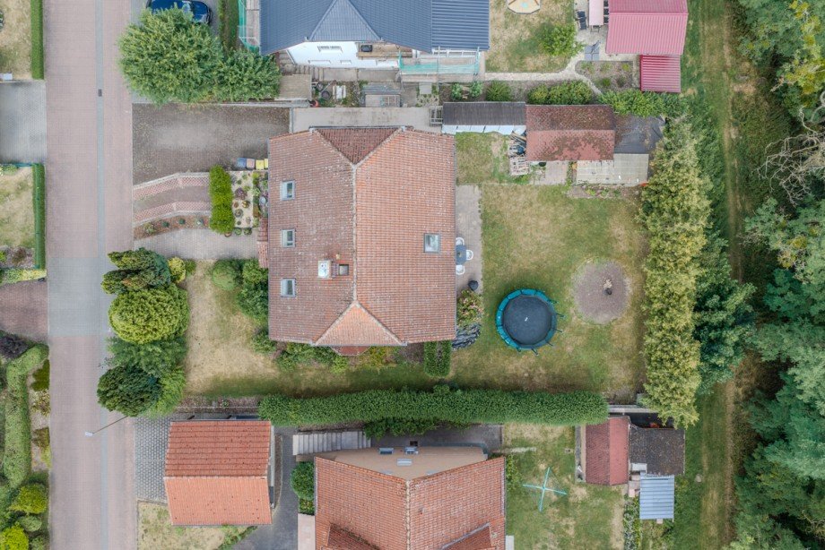 Drohnenansicht Einfamilienhaus Leun