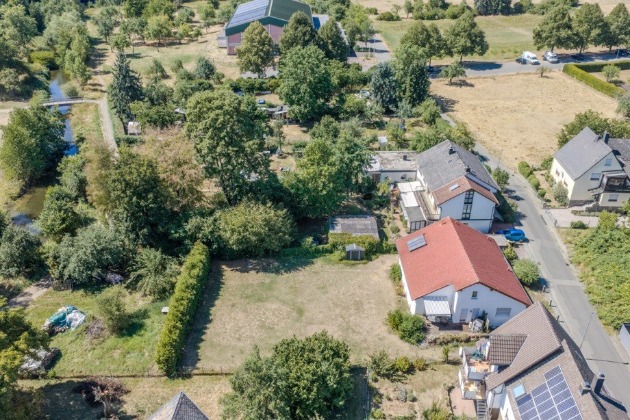 Gesamtansicht Einfamilienhaus A�lar / Werdorf