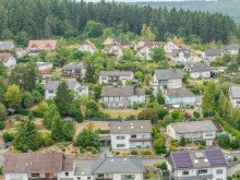 Drohnenansicht Voll vermietetes Mehrfamilienhaus mit 3 Wohneinheiten - provisionsfrei