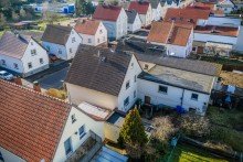 Seitenansicht mit Anbau Platz f�r Ideen - provisionsfrei