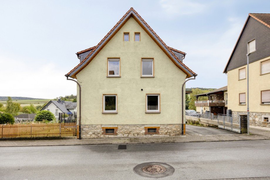 Au�enansicht Einfamilienhaus Langg�ns / Oberkleen