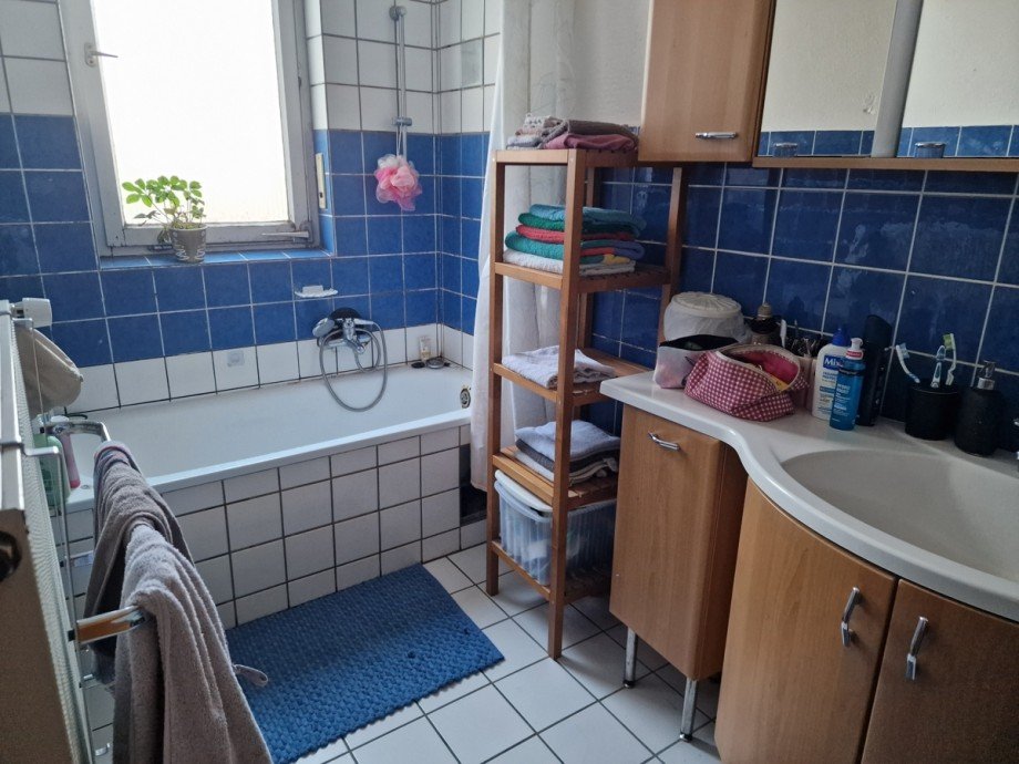Bad 1 Zweifamilienhaus Gie�en / Wieseck