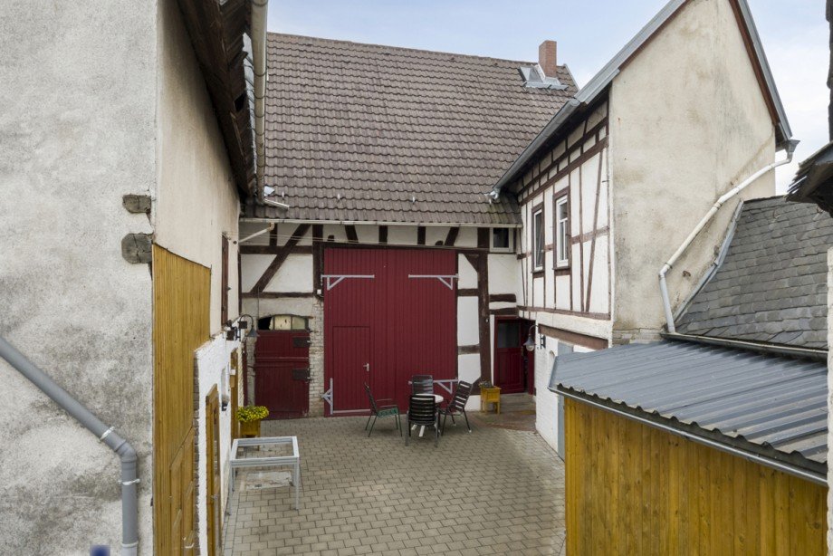 Haus mit Hoffl�che Einfamilienhaus Sch�ffengrund Oberwetz