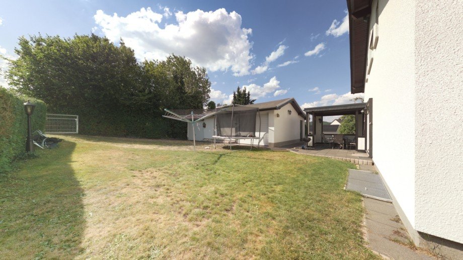 Garten Mehrfamilienhaus Hohenahr