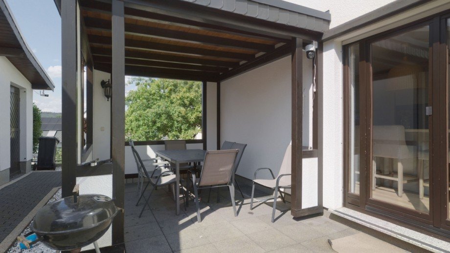 Terrasse Mehrfamilienhaus Hohenahr