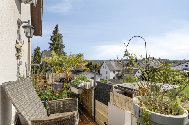 1. OG Balkon Zweifamilienhaus Wetzlar / Naunheim