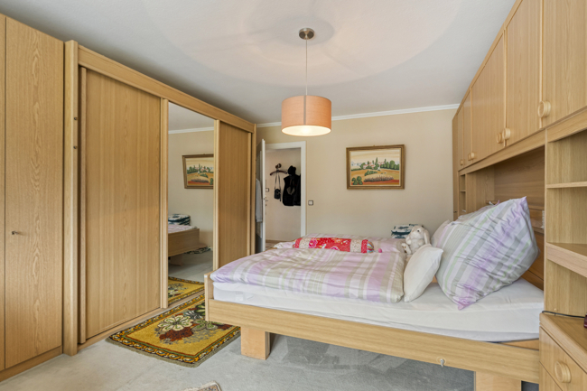 Schlafzimmer OG Doppelhaush�lfte Wetzlar