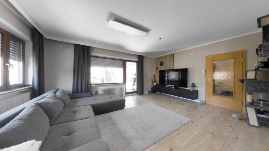 Wohnzimmer Mietwohnung Mehrfamilienhaus Hohenahr