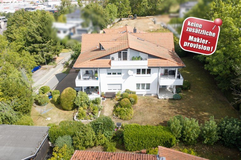 Hausansicht-Seite Wetzlar Erdgeschosswohnung Terrasse, Garten, Traumlage - provisionsfrei