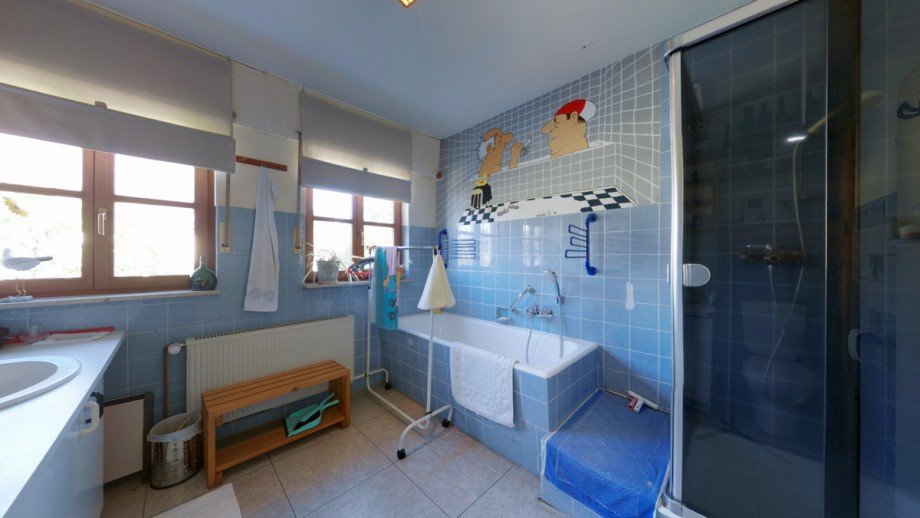 Badezimmer Einfamilienhaus A�lar / Werdorf
