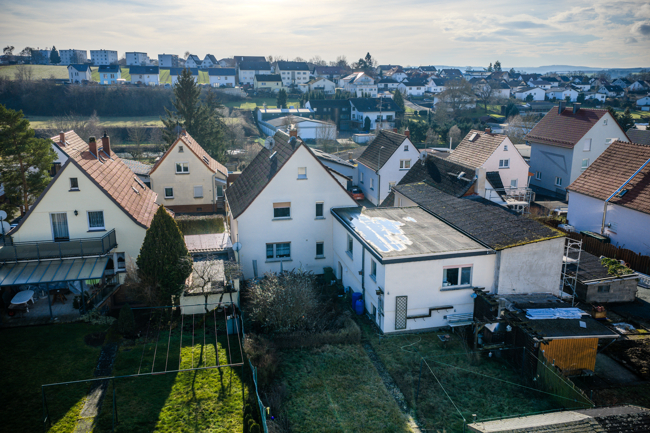 R�ckansicht mit Anbau Einfamilienhaus Langg�ns