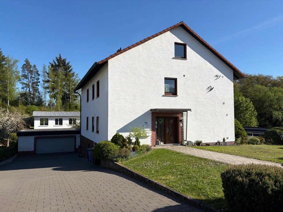 Hausansicht Dachgeschosswohnung Solms
