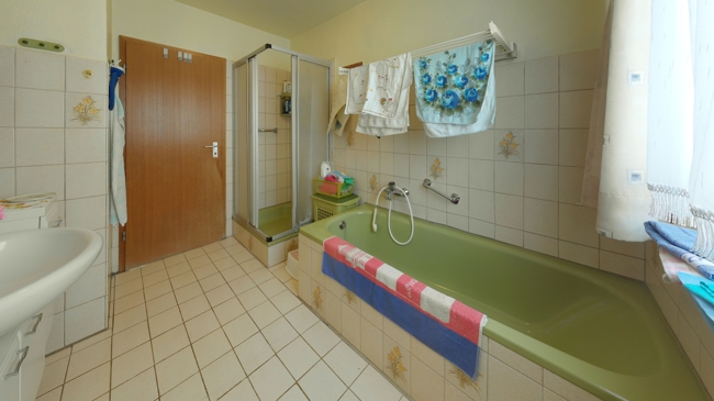 10_Badeszimmer OG Einfamilienhaus Bad Endbach