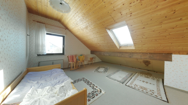 15_Zimmer DG Einfamilienhaus Bad Endbach