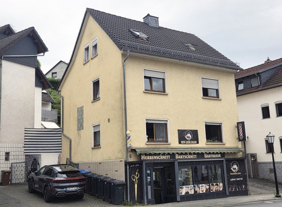 Vorderansicht Haus A�lar
