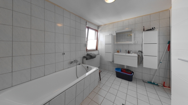 14_Badezimmer Dachgeschoss Maisonettewohnung Wetzlar
