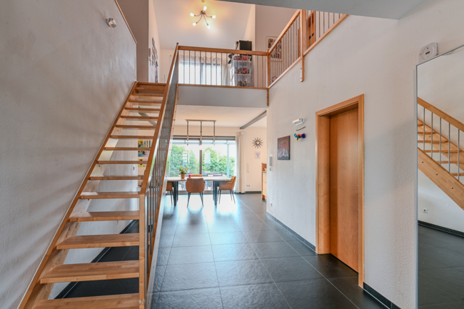 offenes Treppenhaus Einfamilienhaus Lahnau